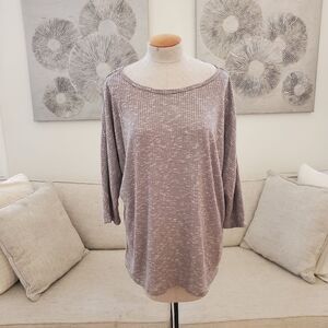 Slink 3/4 Sleeve Top